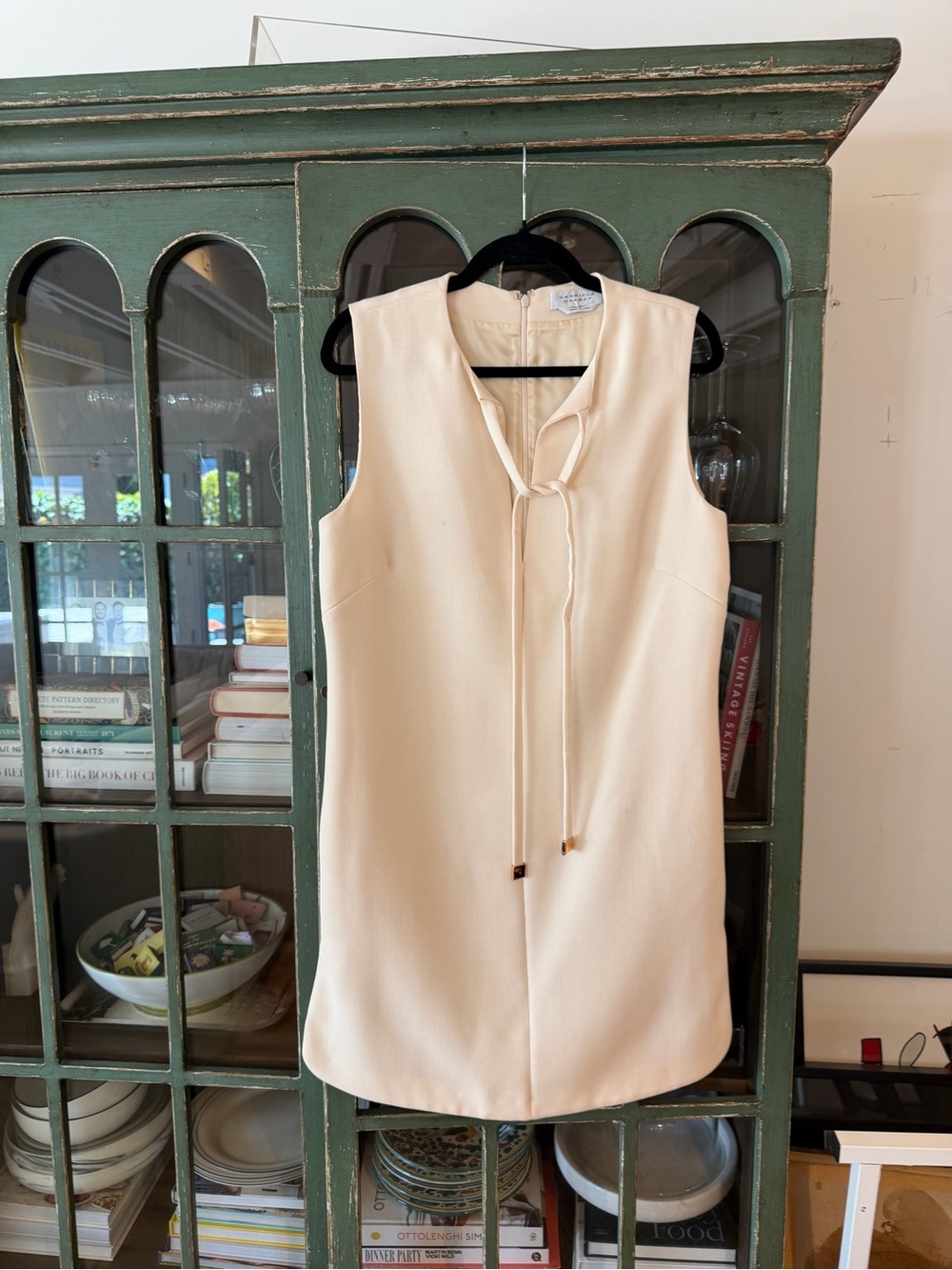 Gabriela Hearst ‘Zalman’ ivory wool shift dress with tie IT 44/ US 8-10